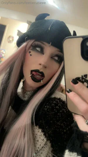 Feetiecutieee OnlyFans Leaked Free Thumbnail Picture - #aiPlgpsyZs