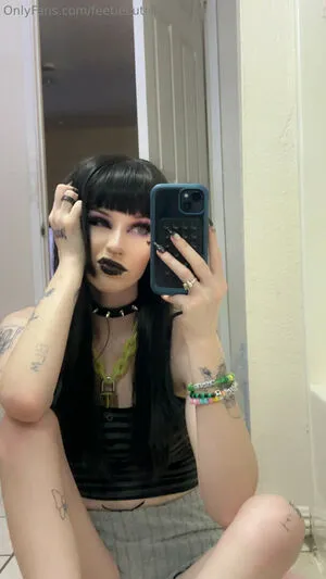 Feetiecutieee OnlyFans Leaked Free Thumbnail Picture - #f19ATry0fM