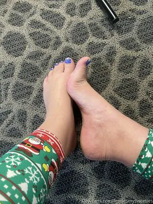Feetiesmysweeties OnlyFans Leaked Free Thumbnail Picture - #dzKzwWx0Ke