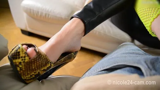 Feetladynicole OnlyFans Leaked Free Thumbnail Picture - #hluHaUtmML