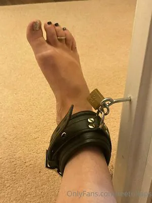 Feetnflaps OnlyFans Leaked Free Thumbnail Picture - #KmOhDC2WHH