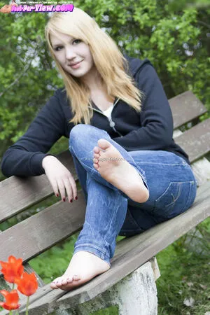 Feetperview Sockenmdchen OnlyFans Leaked Free Thumbnail Picture - #6hhv6AMwdz