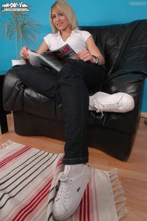 Feetperview Sockenmdchen OnlyFans Leaked Free Thumbnail Picture - #CAHmi2hFUZ