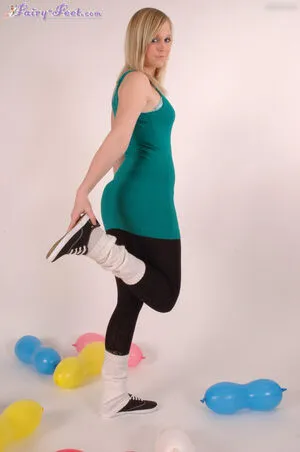 Feetperview Sockenmdchen OnlyFans Leaked Free Thumbnail Picture - #IjEFgBmfMw