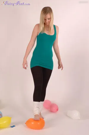 Feetperview Sockenmdchen OnlyFans Leaked Free Thumbnail Picture - #YKdGiviPPV