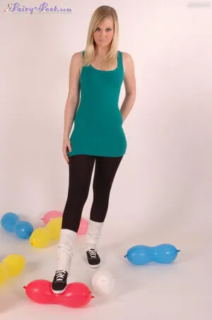 Feetperview Sockenmdchen OnlyFans Leaked Free Thumbnail Picture - #oqmLesDYnl