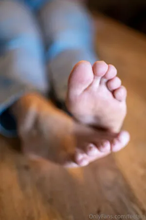 Feetsin OnlyFans Leaked Free Thumbnail Picture - #8SCz71x09Y