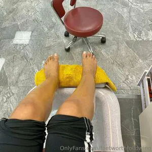 Feetworthfollowing OnlyFans Leaked Free Thumbnail Picture - #GAiirpQ5cn