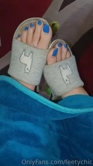 Feetychic OnlyFans Leaked Free Thumbnail Picture - #Av1hG0yxPM