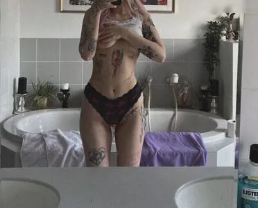 Fefefromthemooon OnlyFans Leaked Free Thumbnail Picture - #upJnBY1i1e