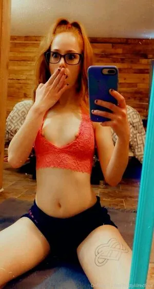 Feistylilredfree OnlyFans Leaked Free Thumbnail Picture - #FMJoGFIXTO