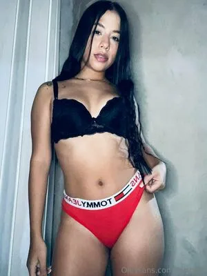 Feistyyb OnlyFans Leaked Free Thumbnail Picture - #x4lN4Ks8Sn