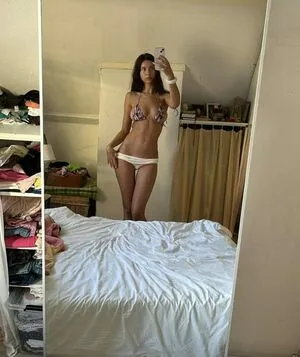 Felice Siemons OnlyFans Leaked Free Thumbnail Picture - #EsoMiUMf8Q