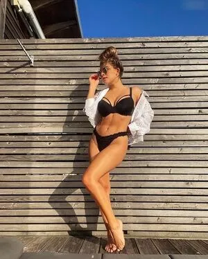 Felicia Fuchs OnlyFans Leaked Free Thumbnail Picture - #1mF63AKulN