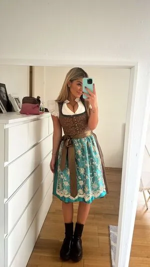 Felicia Fuchs OnlyFans Leaked Free Thumbnail Picture - #DPpgBRvdI4