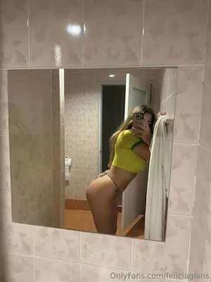 Feliciaglans OnlyFans Leaked Free Thumbnail Picture - #KWbWf8eKMh