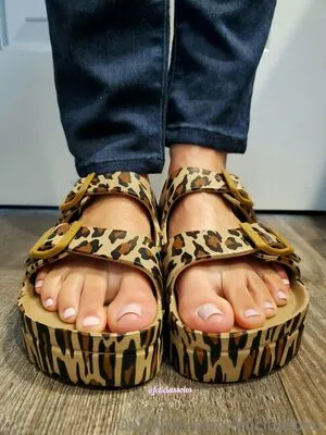 Feliciassoles OnlyFans Leaked Free Thumbnail Picture - #OlqNDcovyk
