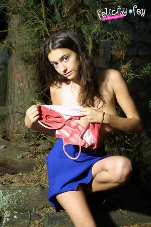 Felicity Fey OnlyFans Leaked Free Thumbnail Picture - #34Gx4Us5XA