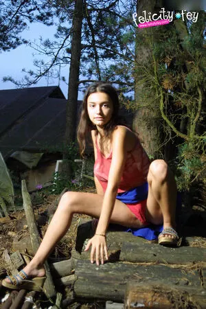 Felicity Fey OnlyFans Leaked Free Thumbnail Picture - #ABRoFKJorN