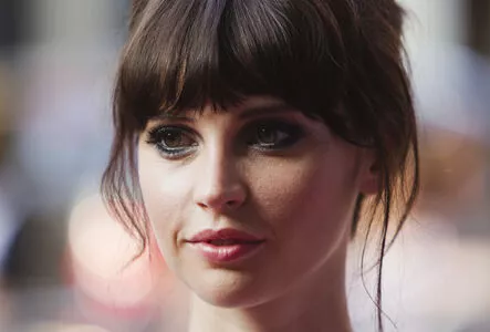 Felicity Jones OnlyFans Leaked Free Thumbnail Picture - #YtCPLHssqr