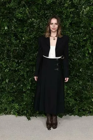 Felicity Jones OnlyFans Leaked Free Thumbnail Picture - #ks0Otc01AD