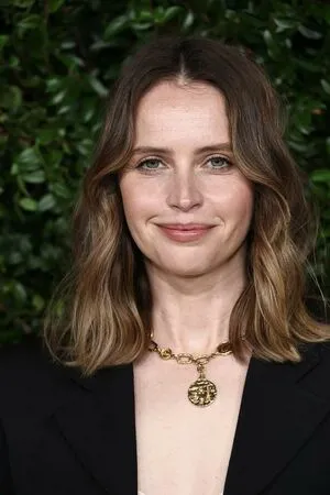 Felicity Jones OnlyFans Leaked Free Thumbnail Picture - #pwLysf81pe