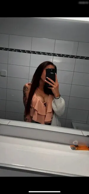 Felien Official OnlyFans Leaked Free Thumbnail Picture - #D25KaFgqTP
