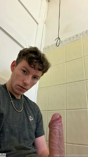 Felixjonesxxx OnlyFans Leaked Free Thumbnail Picture - #2eMtcaSCir