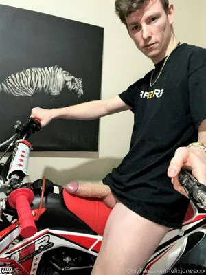 Felixjonesxxx OnlyFans Leaked Free Thumbnail Picture - #jr9UZPy7In
