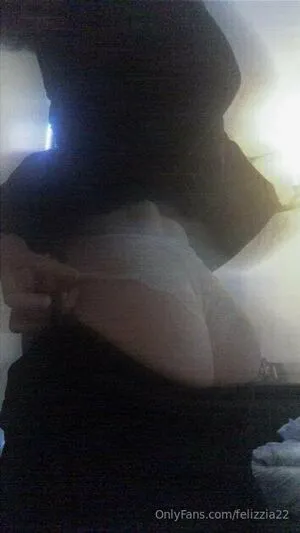 Felizzia22 OnlyFans Leaked Free Thumbnail Picture - #knKq4Ye3ij