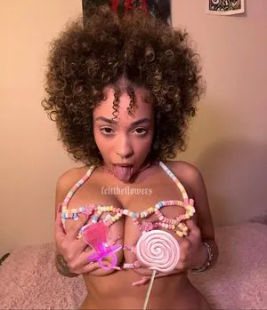 Felttheflowers OnlyFans Leaked Free Thumbnail Picture - #7CCioffiLk