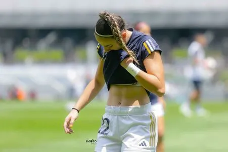 Female Football OnlyFans Leaked Free Thumbnail Picture - #AihwlmIMxQ