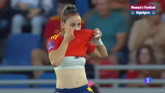 Female Football OnlyFans Leaked Free Thumbnail Picture - #O2wzf7X5O2