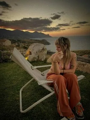 Femalien OnlyFans Leaked Free Thumbnail Picture - #tHv2am6hF1