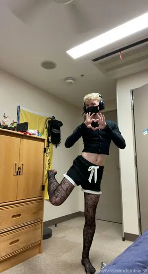 Femboy OnlyFans Leaked Free Thumbnail Picture - #zbZwYEAQAs