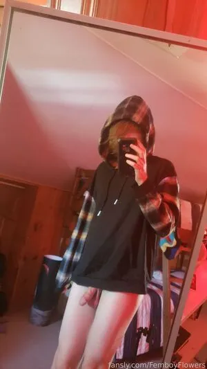 Femboyflowers OnlyFans Leaked Free Thumbnail Picture - #h5AP6stASF