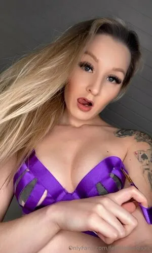 Femdomalexxx OnlyFans Leaked Free Thumbnail Picture - #XH20RdAQkX