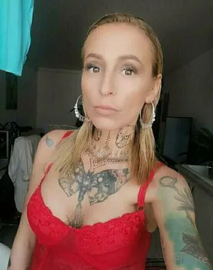 Femdomfindom OnlyFans Leaked Free Thumbnail Picture - #HwCudWBh3B