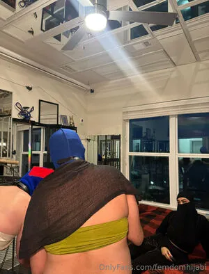 Femdomhijabi OnlyFans Leaked Free Thumbnail Picture - #e7Eyq1sotx