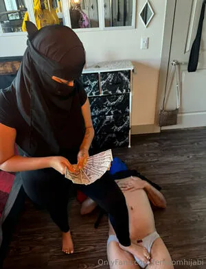 Femdomhijabi OnlyFans Leaked Free Thumbnail Picture - #jF21AESWlm