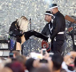 Fergie OnlyFans Leaked Free Thumbnail Picture - #qfh5tFbE3A