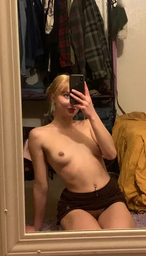 Fern4ever Fern4vr OnlyFans Leaked Free Thumbnail Picture - #DE1j3Kt5q2