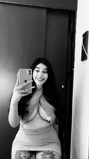 Fernanda V OnlyFans Leaked Free Thumbnail Picture - #mkG4EuNlpI