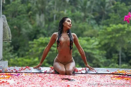 Fernie Warisa OnlyFans Leaked Free Thumbnail Picture - #0NO6jl7OV2