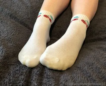 Fernsfeet31 OnlyFans Leaked Free Thumbnail Picture - #pZ4tnqLK7D