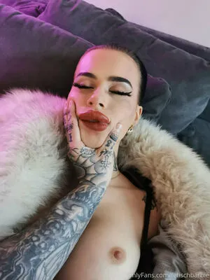 Fetischbarbie OnlyFans Leaked Free Thumbnail Picture - #DjlWBAsCIL