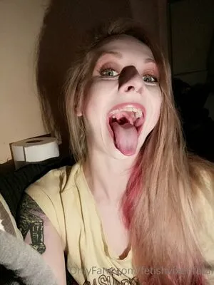 Fetish Vixen OnlyFans Leaked Free Thumbnail Picture - #B2iFpa4Pca