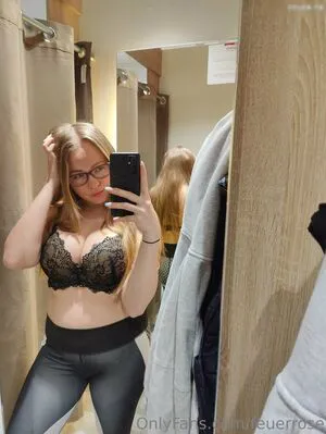 Feuerrose OnlyFans Leaked Free Thumbnail Picture - #ANAHJBqjPO