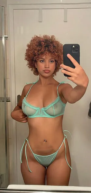 Feyee OnlyFans Leaked Free Thumbnail Picture - #MhCu42wWRu