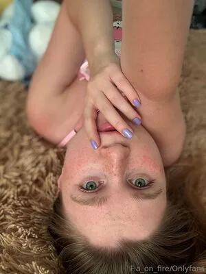 Fia On Fire OnlyFans Leaked Free Thumbnail Picture - #ANDYzuoMoh